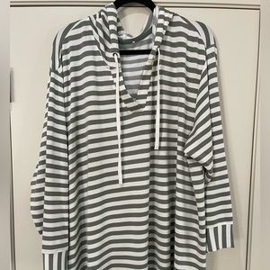 Striped pullover